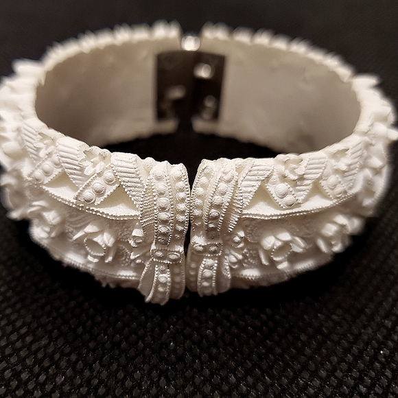 1950's Celluloid Bracelet, Vintage Bracelet - Picture 6 of 10